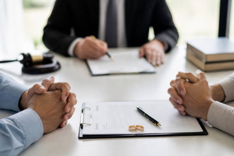 Attestation de divorce pdf : comment l’obtenir et la télécharger en toute sécurité